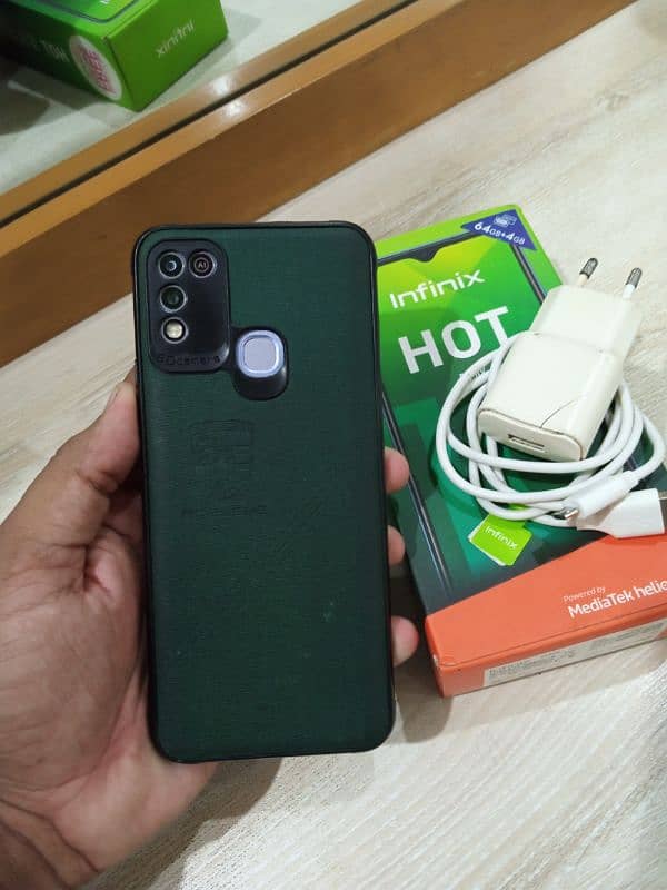 Infinix hot 10 play 4/64 1