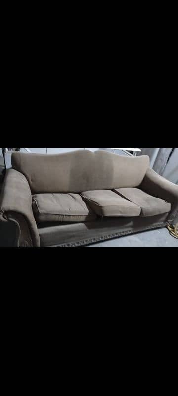 3 seater sofa 0