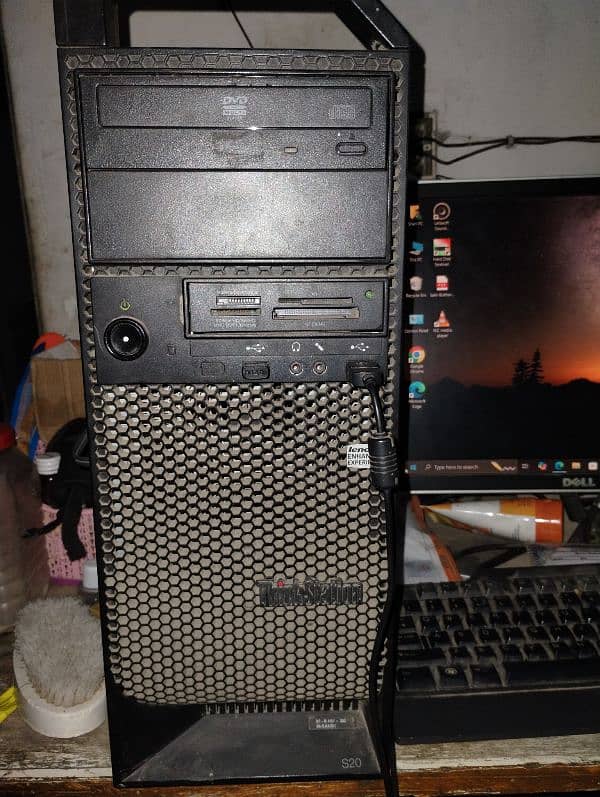 Lenovo ThinkStation Intel Xeon 5670 12 cores gaming PC 6