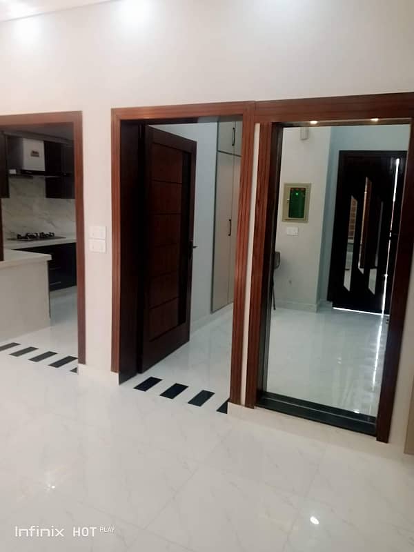 Five Marla Brand New House in Bahria Town Lahore 3