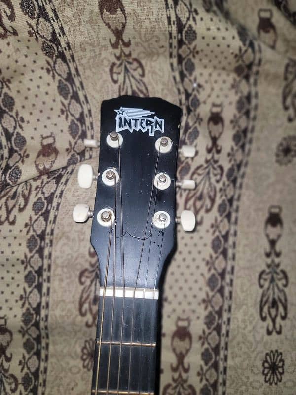 black beginer gitar 4