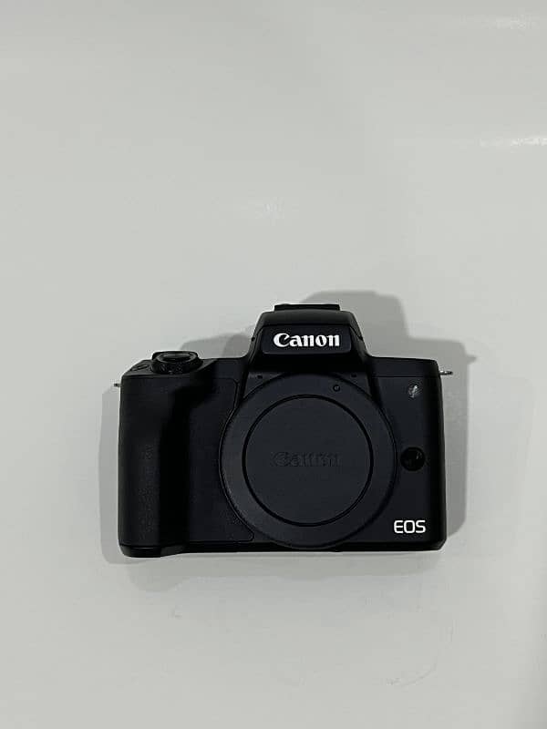 Canon M-50 Mark ii Selling Excellent Condition 4