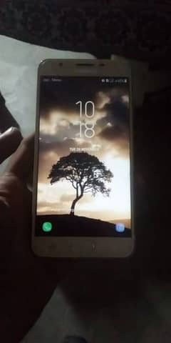 samsung j7 prime urgent sell.