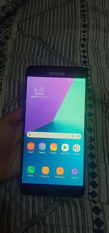 Samsung C9 pro 5