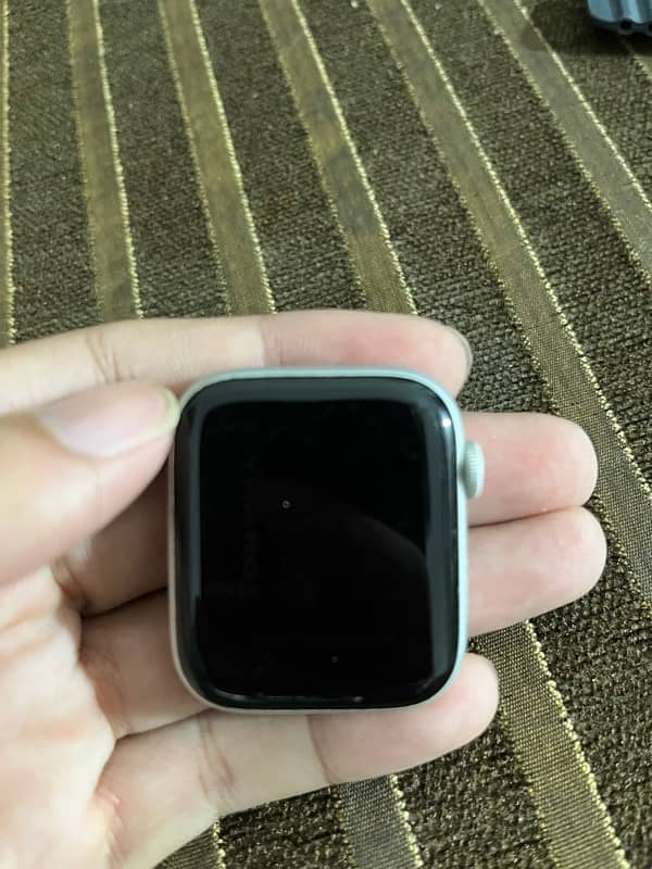 Apple Watch Series 5 (44MM) 2