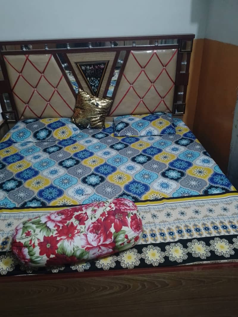 New bedroom set urgent sale karna hai . 1