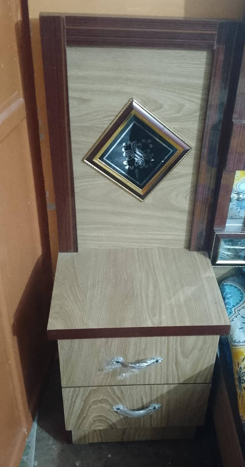 New bedroom set urgent sale karna hai . 4