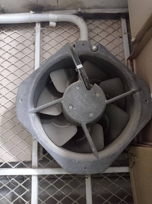 exhaust fan 1