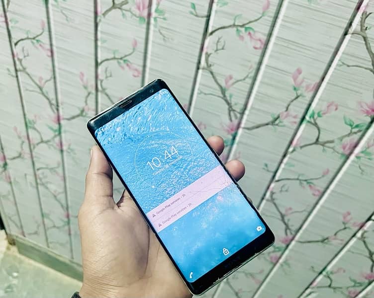 sony xperia xz3 available hai kam budget mein 0