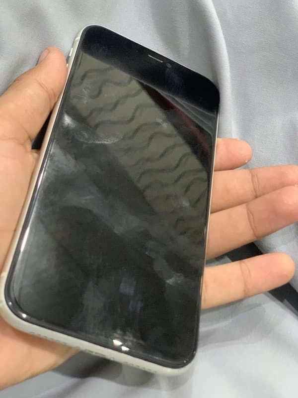 iPhone 11 64 gb Non pta 3