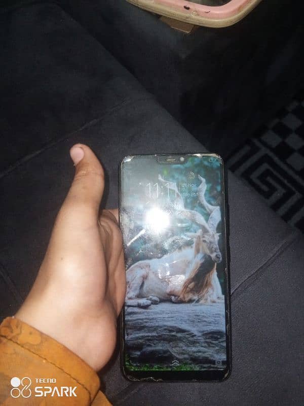 9/10 condition vivo  Y83 Ram6 ROM 128 Whatsapp # 03335565196 1