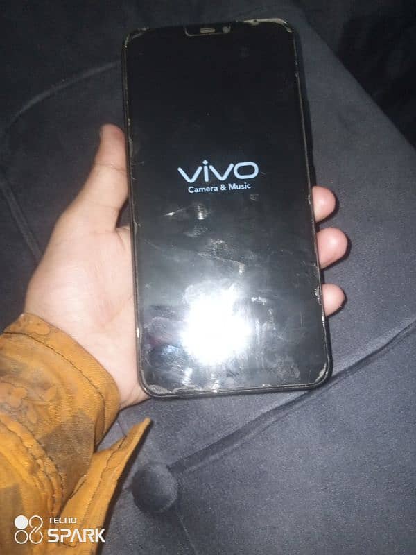 9/10 condition vivo  Y83 Ram6 ROM 128 Whatsapp # 03335565196 4