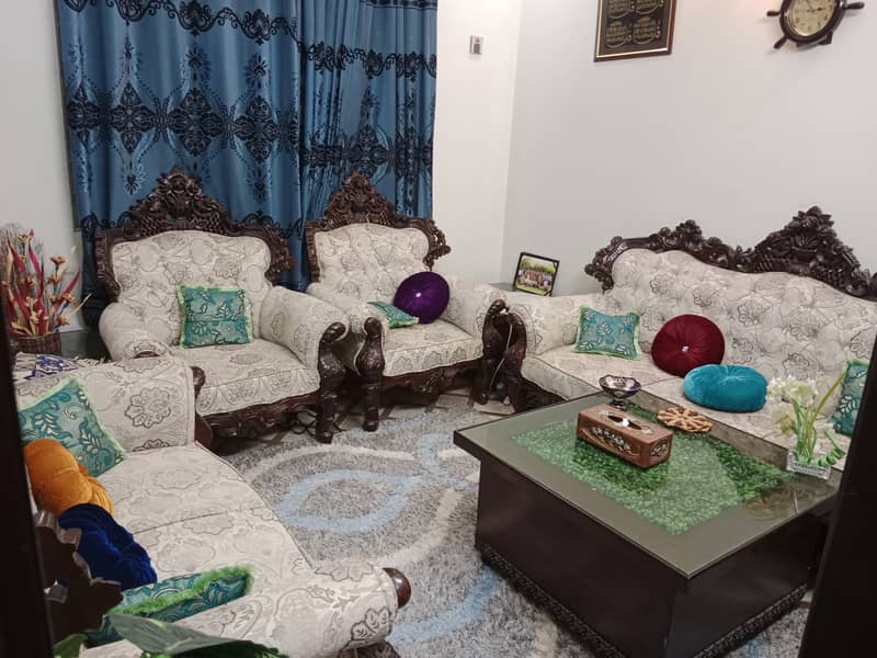 Sofa 7seater chinoti Neat condition 0