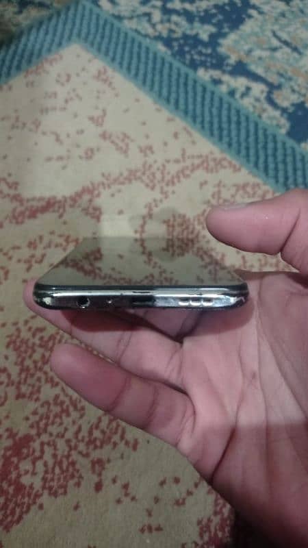 oppo f11 6/128 lcd crack 4