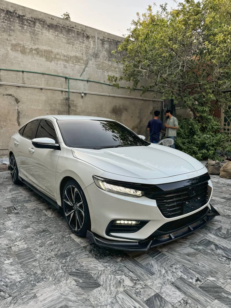 Honda Insight 2022 Ex black style 5