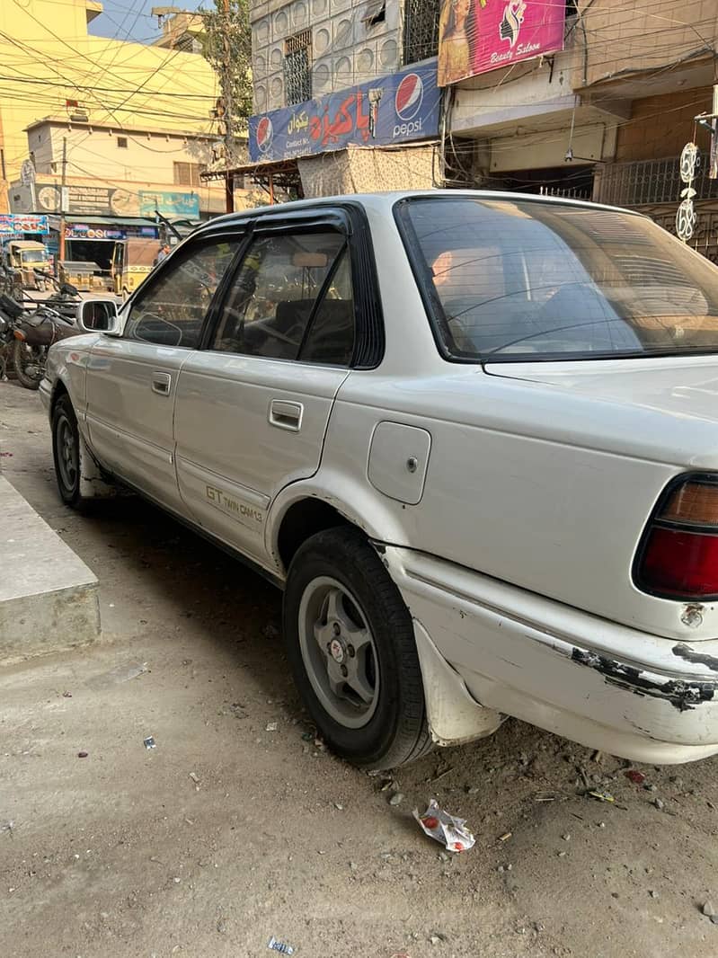 Toyota Corolla XE 1988 7