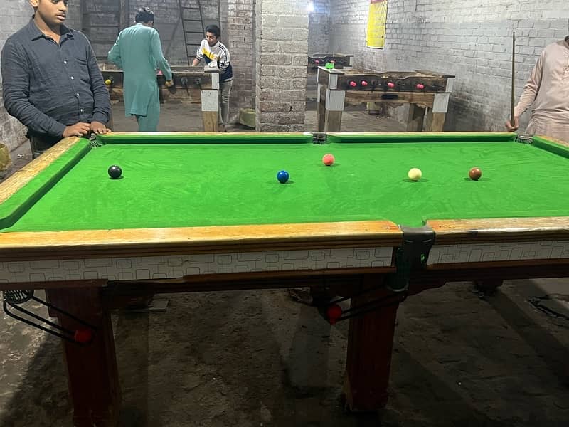 3 Hand  Ball table for sale only 15 thousand with free snooker table 2