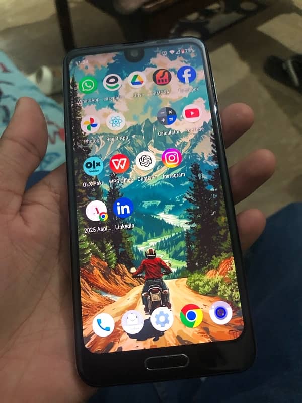 Aquos r2 non pta 1