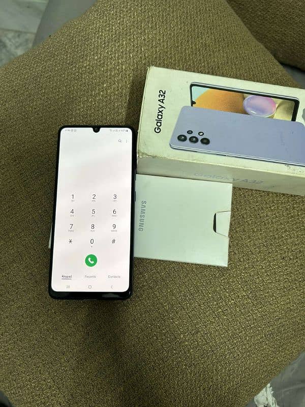 samsung a32 excellent condition for sale with box/ charger 7