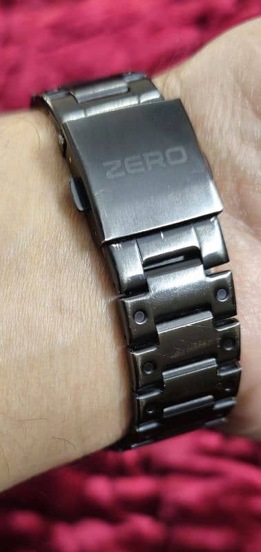 zero life metallic  smart watch REVOLTT 6