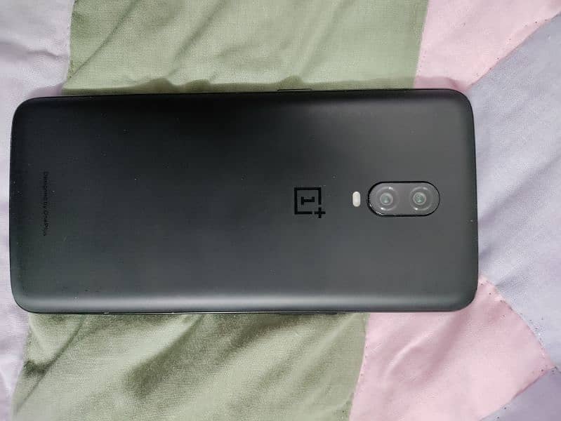 OnePlus 6T 8/128 Best Gaming Mobile 2