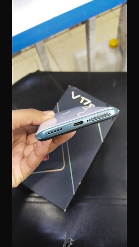 Vivo v17 pro (pop up) 2