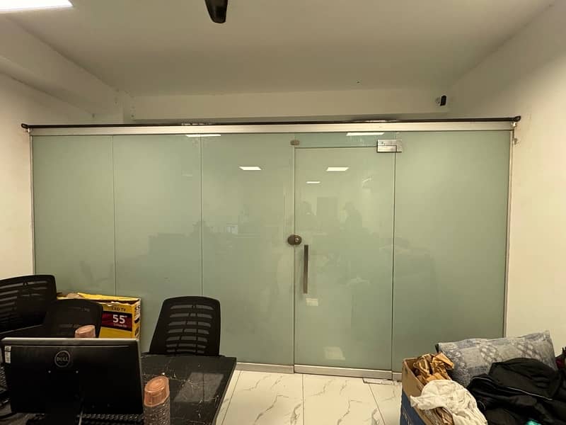 Glass Wall/Partition with Door 1