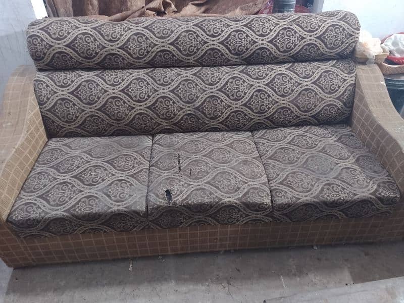 6 seater sofa 0