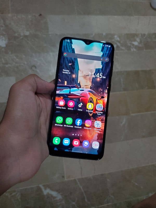 Samsung Galaxy a30s 4/128 1