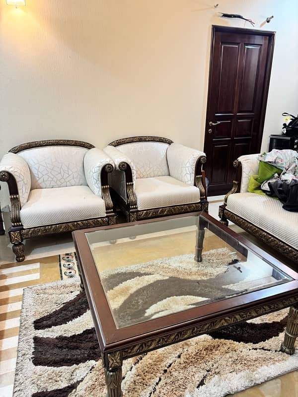 7 Seater with Table made from Heaven Gulberg 3