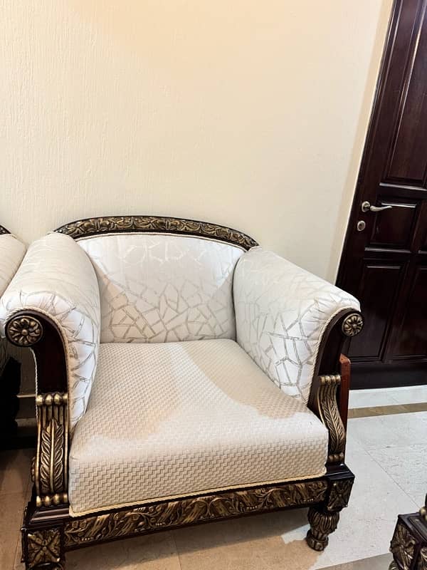 7 Seater with Table made from Heaven Gulberg 5