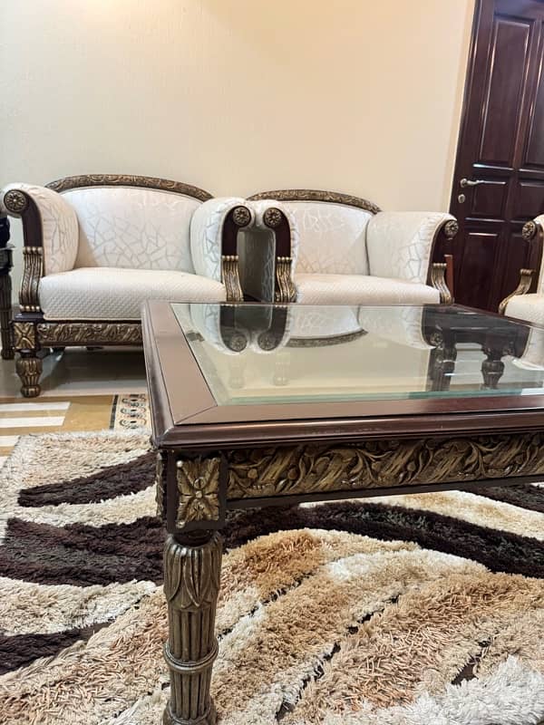 7 Seater with Table made from Heaven Gulberg 9