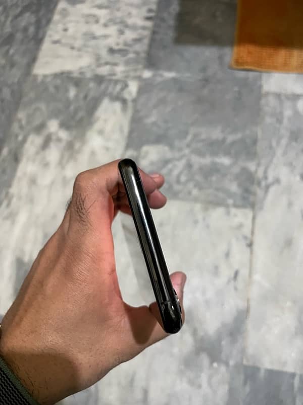 iPhone XS Max PTA approved 1