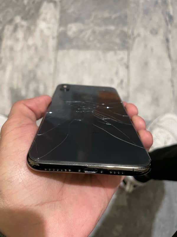 iPhone XS Max PTA approved 2