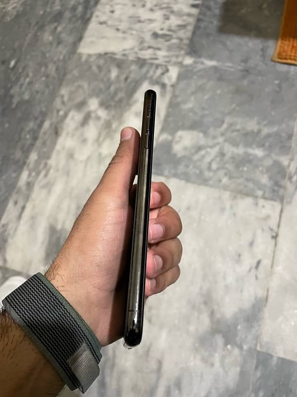 iPhone XS Max PTA approved 3