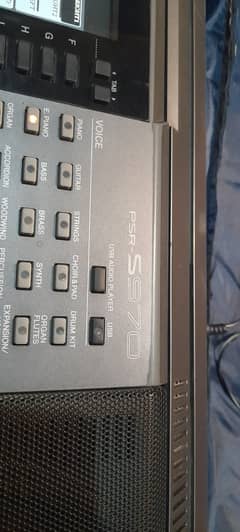 YAMAHA PSR S970 In very well good fully working Condition.