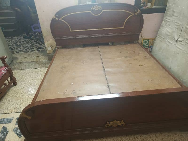 PURE WOODEN BED FOR SALE 1