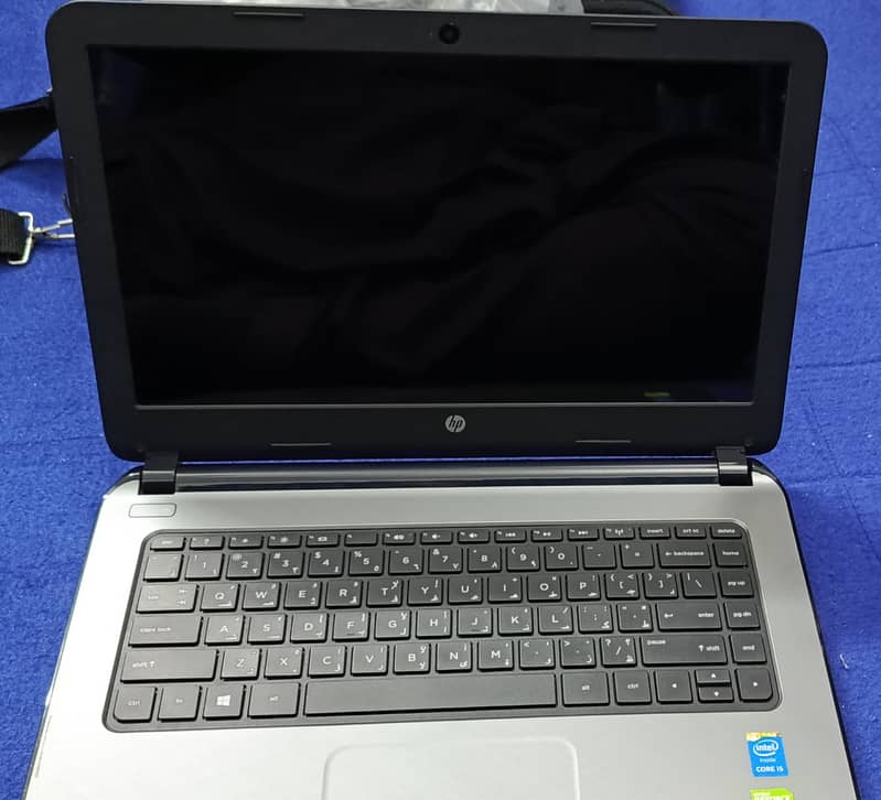 HP Model 14-r002ne 4