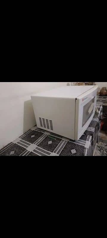 Dawlance 62L oven. . . 10/7 condition . . . no fault %ok 3