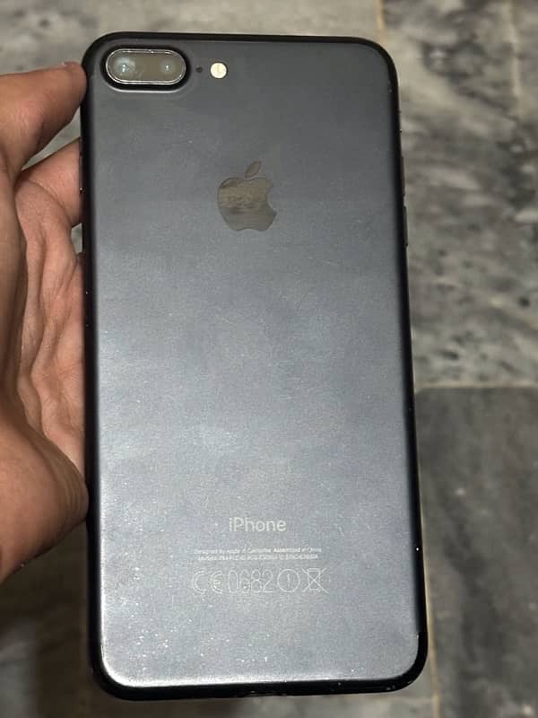 iPhone 7plus 03095747680 0