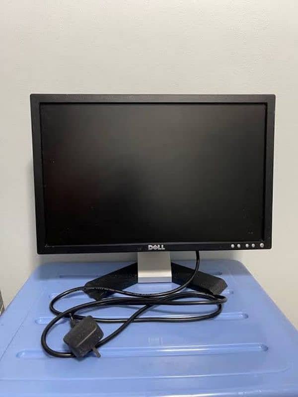 T3500 & 19 Inch LCD 0