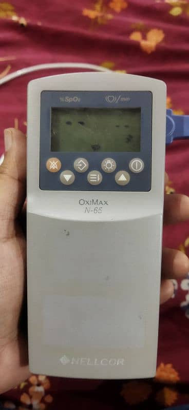 Nellcor Oximax N-65 Pulse Oximeter Oxygen monitor  With Probe for kids 5