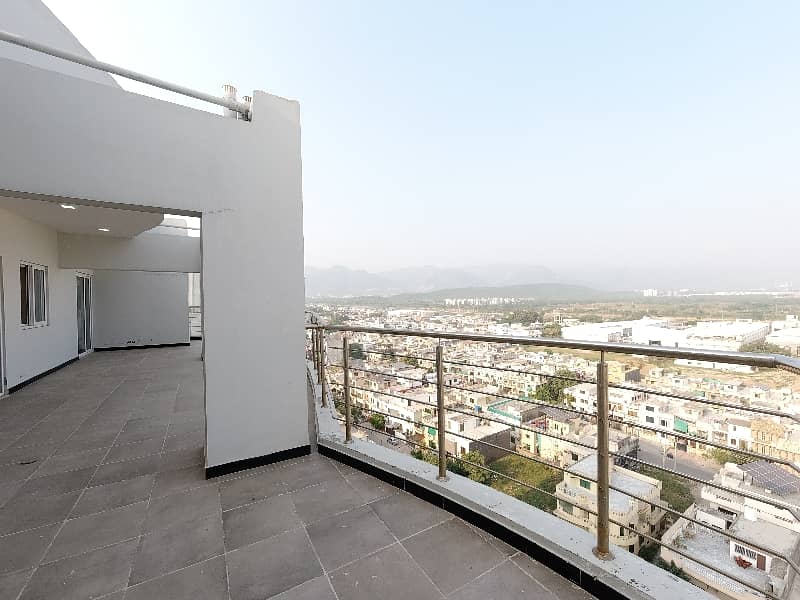 Brand New Penthouse Available For Sale In Capital Residencia 22