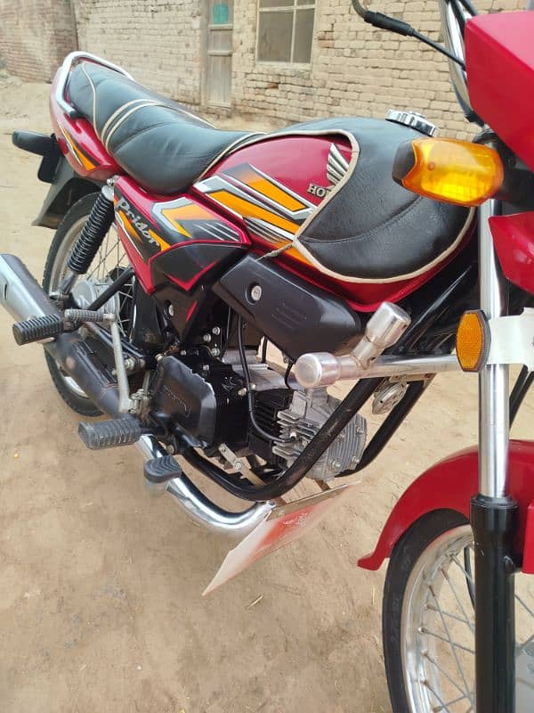 Honda pridor just like new 1