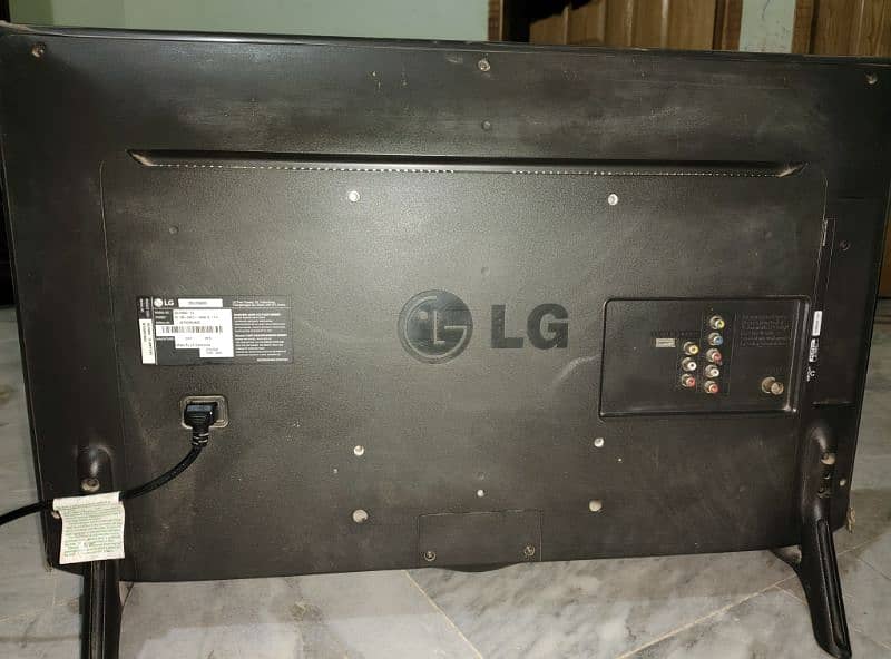 L. G LED TV 32 Inches 5