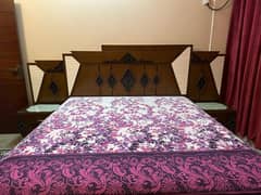 almost new bedset just 8 months used