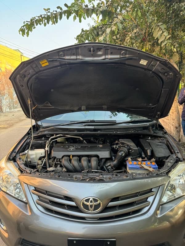 Toyota Corolla Altis SR sunroof 13