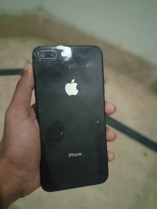 I phone 8 plus 64gp non pta factory unlock exchange possible I phone x 0