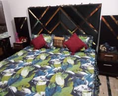 Complete bed set with Wardrobe, Double Bed & Dressing Table