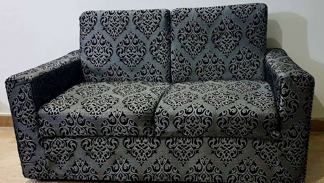 9 Seater sofa for sale juhar block 9 2